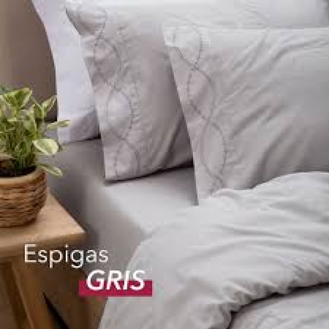 juego-de-sabanas-bordadas-466