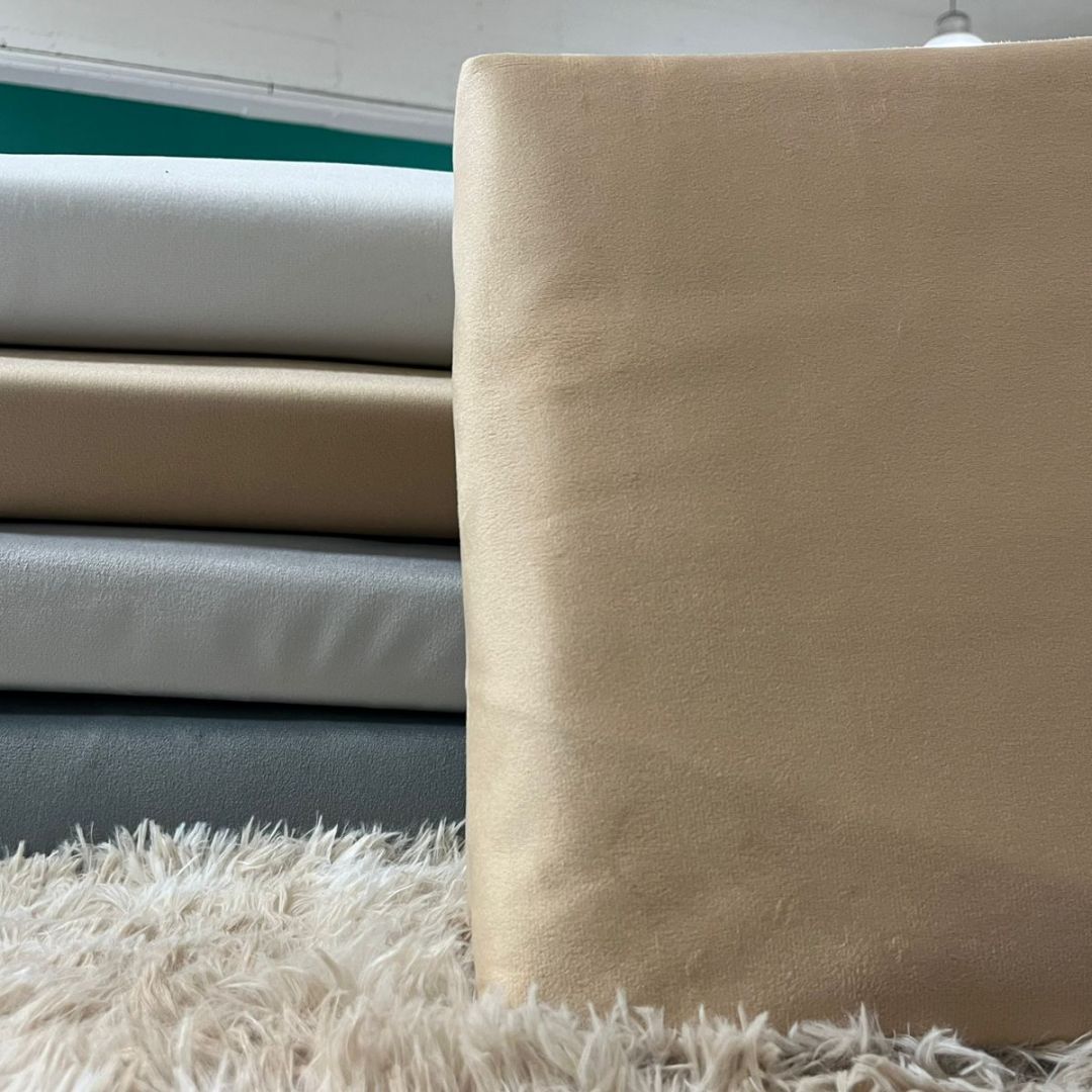 BLACKOUT TERCIOPELO 100%