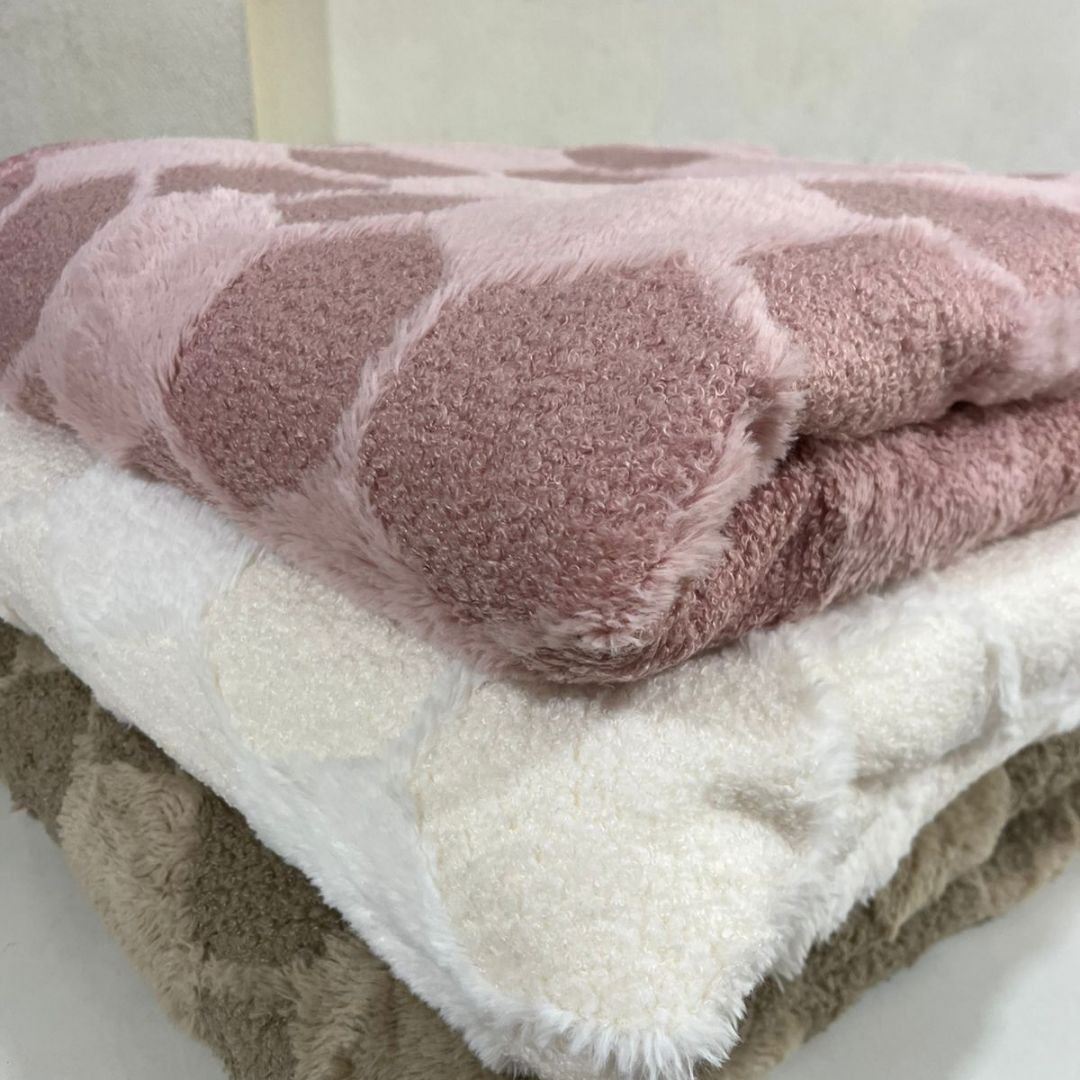 MANTA DE CONEJO 2 1/2